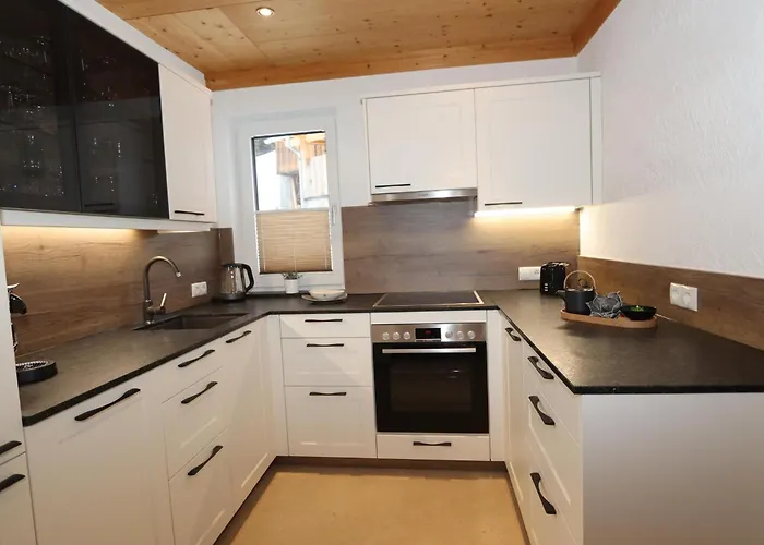 Semesterbostad Wolf *