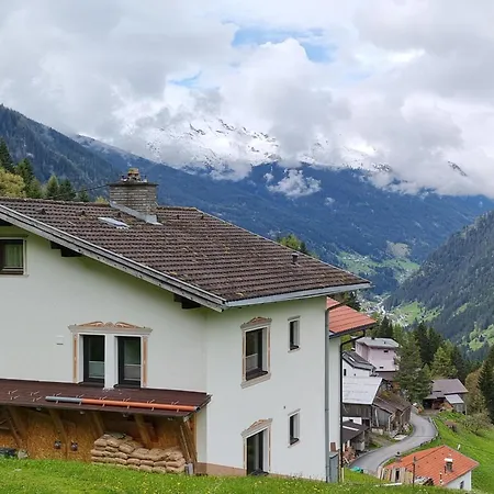 Wolf Holiday home Tobadill